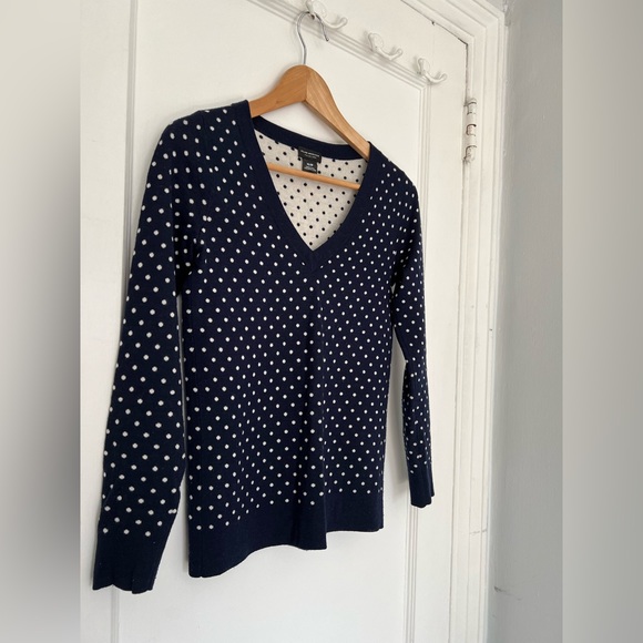 Club Monaco Navy 100% Wool Sweater - Picture 3 of 4